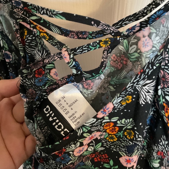 H&M romper - Picture 5 of 5